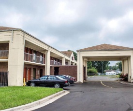 Econo Lodge Henderson I-85