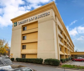 Quality Inn & Suites Raleigh Durham Airport