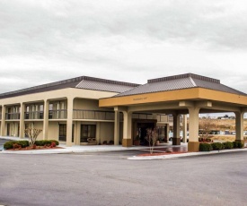 Quality Inn Roanoke near Lake Gaston