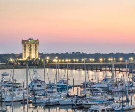 Holiday Inn Charleston-Riverview, an IHG Hotel