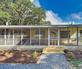 Renovated Coastal Cottage Near Beach & Marsh Walk home