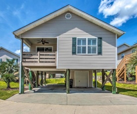 Coastal Cottage with Pool Access, Walk to Beach