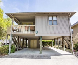 Guest Cottage 91 2BR 2BA 2nd Row Cottage near popular Shore Drive