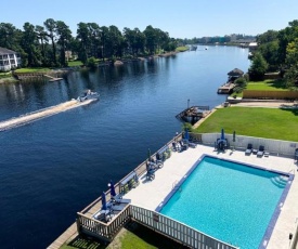 INTRACOASTAL WATERWAY FUN Bring or rent a boat or jetski POOL