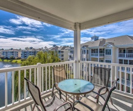 Resort Condo with Pool Access Less Than 2 Mi to Beach and Golf