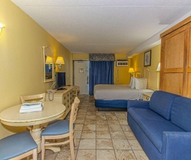 Sea Mist 20101- King Suite-Ground Level!