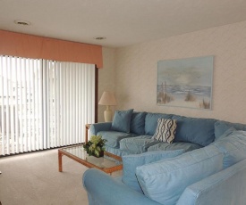 Shipwatch Pointe II M201 2BR 2BA 2nd Row Condo near popular Shore Drive